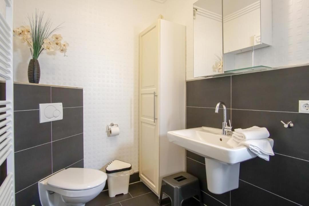 Strandhotel-Heiligenhafen-Wohnung-120-Wellenreiter-Typ-Ii ภายนอก รูปภาพ